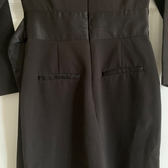 NWOT never worn ASOS Low Cut Tuxedo Style Jumpsuit, Size 2 - Picture 8 of 9